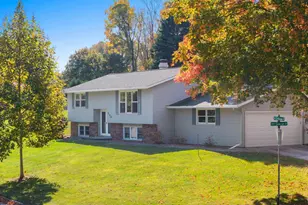 220 Cliffview Dr, Green Bay, WI 54302 - Photo 61