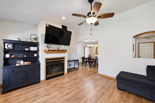 2725 Humboldt Rd, Green Bay, WI 54311 - Photo 3