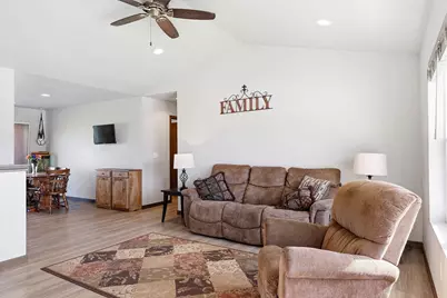2220 Antelope Trail, Kaukauna, WI 54130 - Photo 3