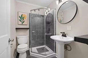 240 E Allouez Ave, Green Bay, WI 54301 - Photo 17