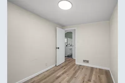 208 N Superior Street, De Pere, WI 54115 - Photo 31