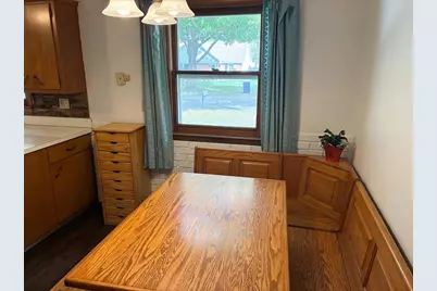3038 Greenview Drive, Green Bay, WI 54311 - Photo 5