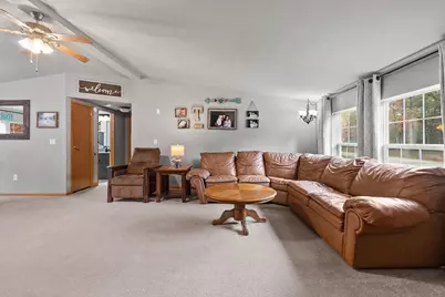 401 Julie Street, Crivitz, WI 54114 - Photo 5
