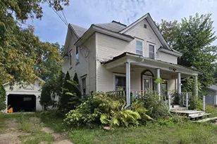211 S Waupaca St, Wautoma, WI 54982 - Photo 1