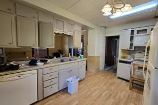 211 S Waupaca St, Wautoma, WI 54982 - Photo 9
