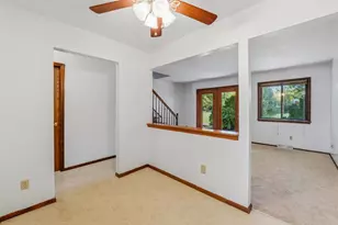 890 Bishop Ct, Fond du Lac, WI 54935 - Photo 7