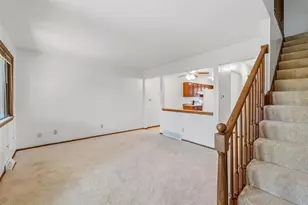 890 Bishop Ct, Fond du Lac, WI 54935 - Photo 9