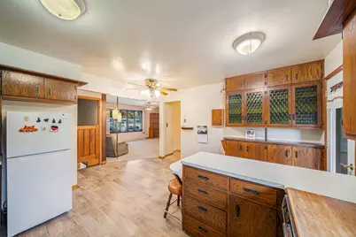 904 Newton Avenue, Waupun, WI 53963 - Photo 7