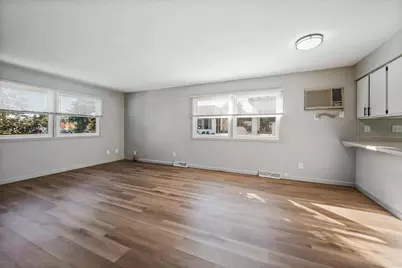 130 W Custer Avenue, Oshkosh, WI 54901 - Photo 7