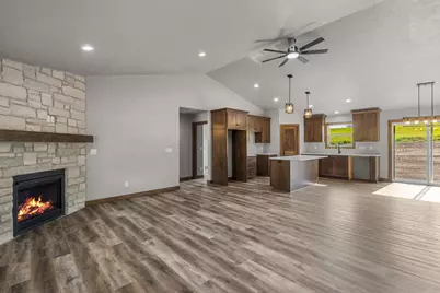 3376 Largo Ridge Court, Green Bay, WI 54311 - Photo 5