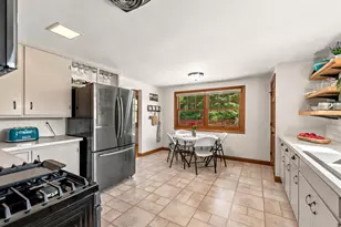 10633 Wilmot Rd, Pleasant Prairie, WI 53158 - Photo 15