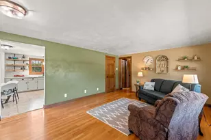 10633 Wilmot Rd, Pleasant Prairie, WI 53158 - Photo 9