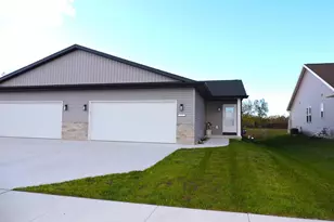 1803 Fairlawn Ct, North Fond du Lac, WI 54937 - Photo 31