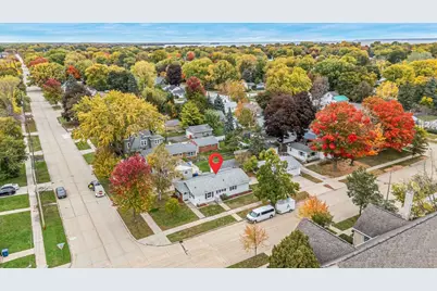 1300 Evans Street, Oshkosh, WI 54901 - Photo 3