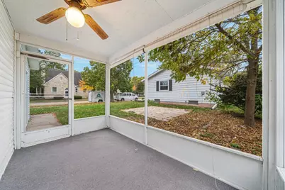 1300 Evans Street, Oshkosh, WI 54901 - Photo 11