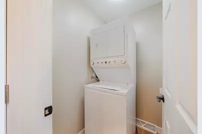 1300 Evans Street, Oshkosh, WI 54901 - Photo 15