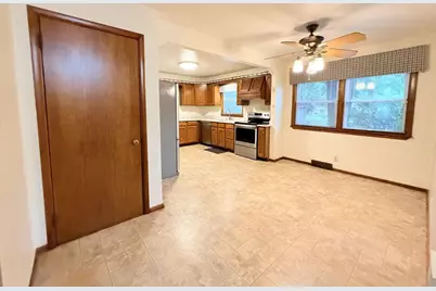 713 Maine Avenue, North Fond du Lac, WI 54937 - Photo 3