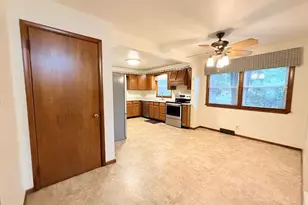 713 Maine Ave, North Fond du Lac, WI 54937 - Photo 3