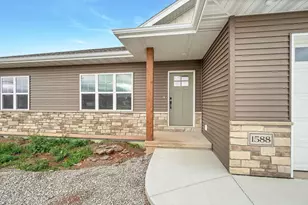 1588 Ontario Rd, Green Bay, WI 54311 - Photo 43