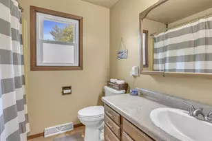 320 Illinois Ave, North Fond du Lac, WI 54937 - Photo 17