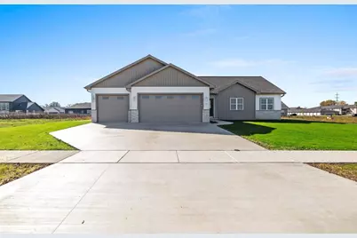 373 Brookline Avenue, De Pere, WI 54115 - Photo 3