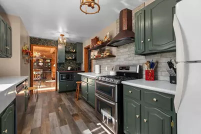 429 College Avenue, Howards Grove, WI 53019 - Photo 17