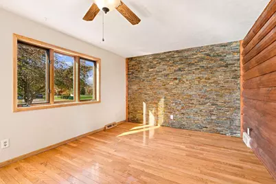 1366 N Oakwood Road, Oshkosh, WI 54904 - Photo 15