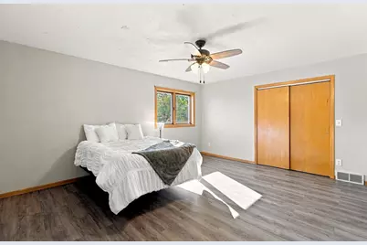 1366 N Oakwood Road, Oshkosh, WI 54904 - Photo 35