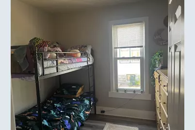 347 W 14th Avenue, Oshkosh, WI 54902 - Photo 7