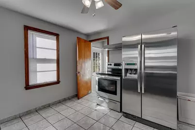 823 Martin Street, Menasha, WI 54952 - Photo 7