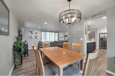 414 Simonet Street, Green Bay, WI 54301 - Photo 9