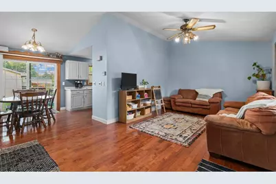 1340 Harold Drive, Menasha, WI 54952 - Photo 11