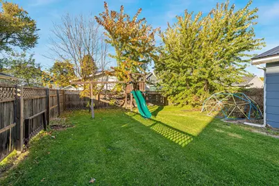 918 W 5th Avenue, Oshkosh, WI 54902 - Photo 27