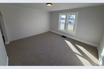 616 Bay Shore Drive, Oshkosh, WI 54901 - Photo 3