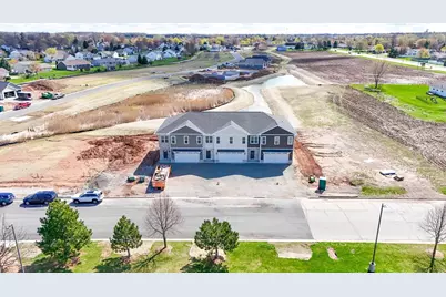 1825 Servant Way, Green Bay, WI 54311 - Photo 3