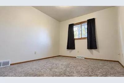 215 Center Street, North Fond du Lac, WI 54937 - Photo 7