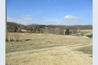 106 Tower Ln - Photo 1