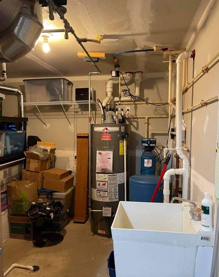 715 Cricket Ln, Madison WI 53562-5603 exterior