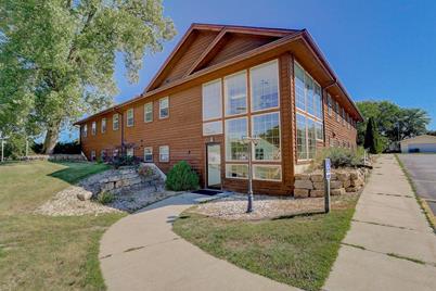 2425 New Pinery Road, Portage, WI 53901 - Photo 1