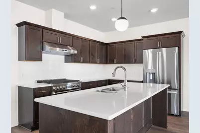 216 Lakeview Lane, Beaver Dam, WI 53916 - Photo 9