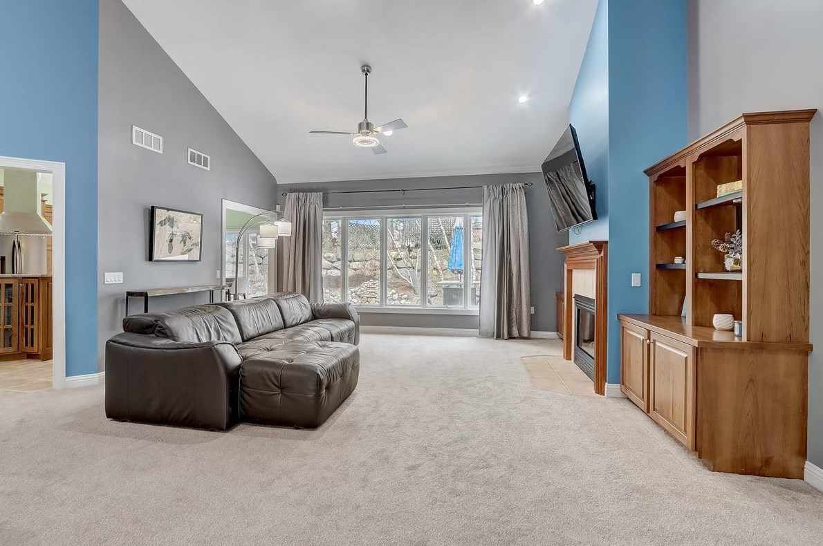 43 Hawk Feather Cir, Madison WI  53717-2744 exterior