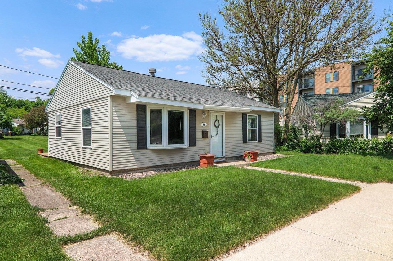 81 Craig Ave, Madison WI  53705-1335 exterior