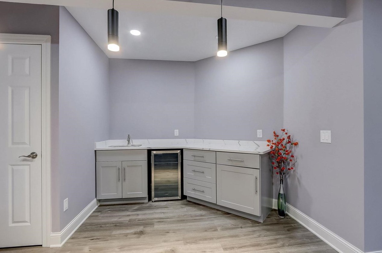43 Hawk Feather Cir, Madison WI  53717-2744 exterior