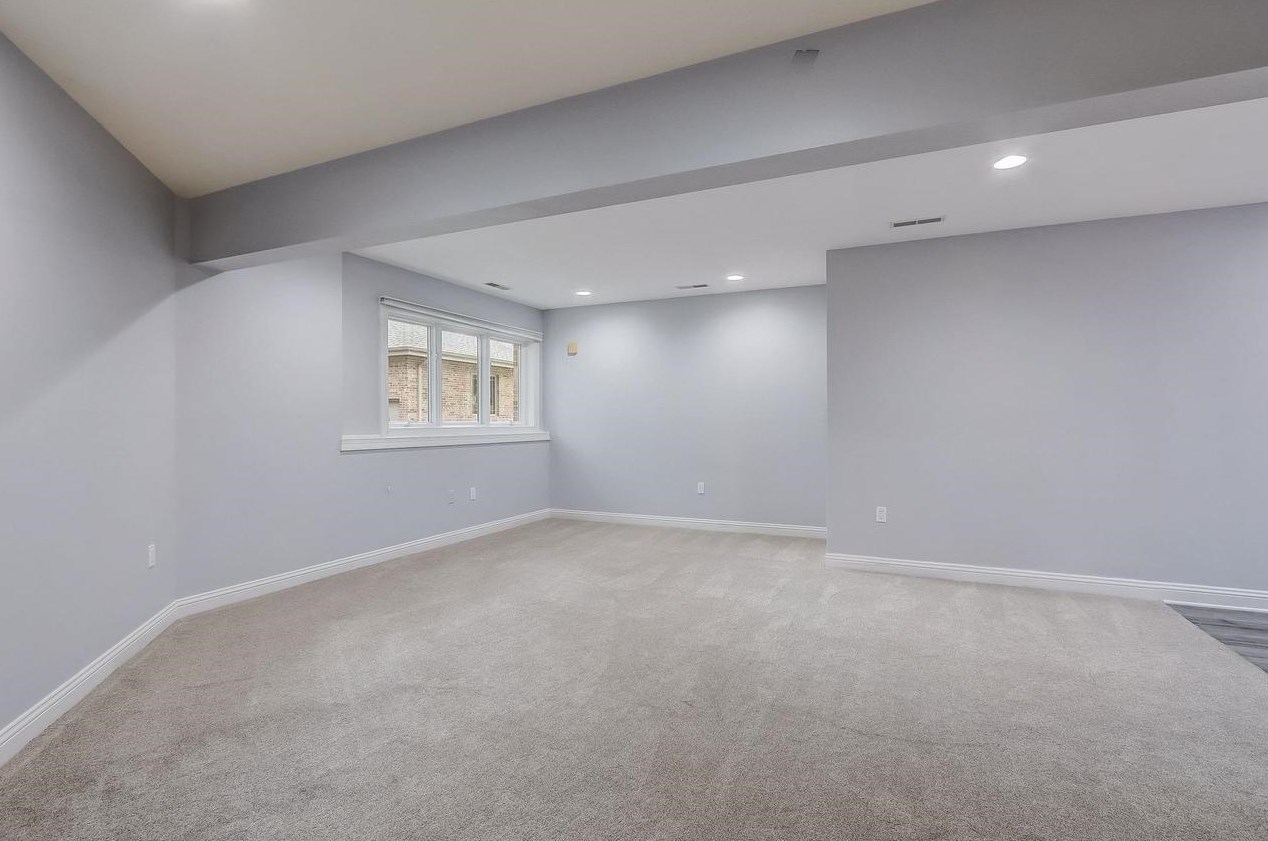43 Hawk Feather Cir, Madison WI  53717-2744 exterior