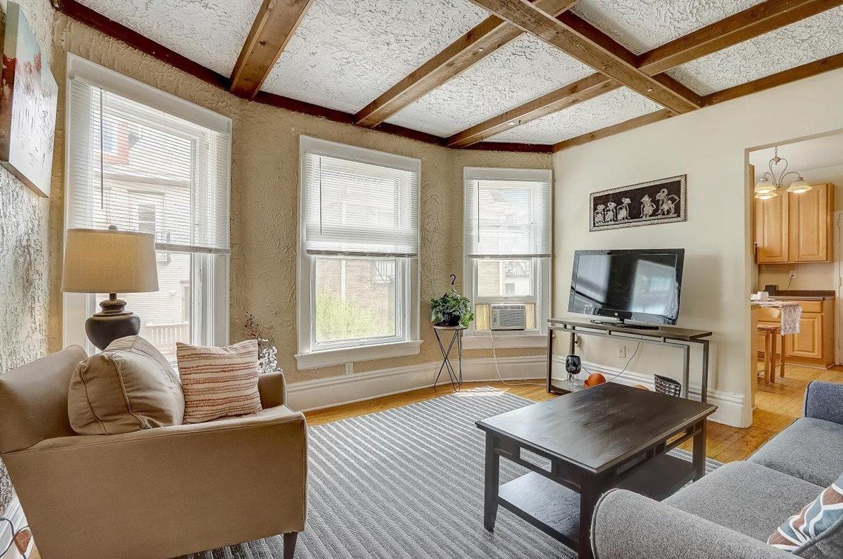 214 Henry St, Madison WI 53703-3608 exterior