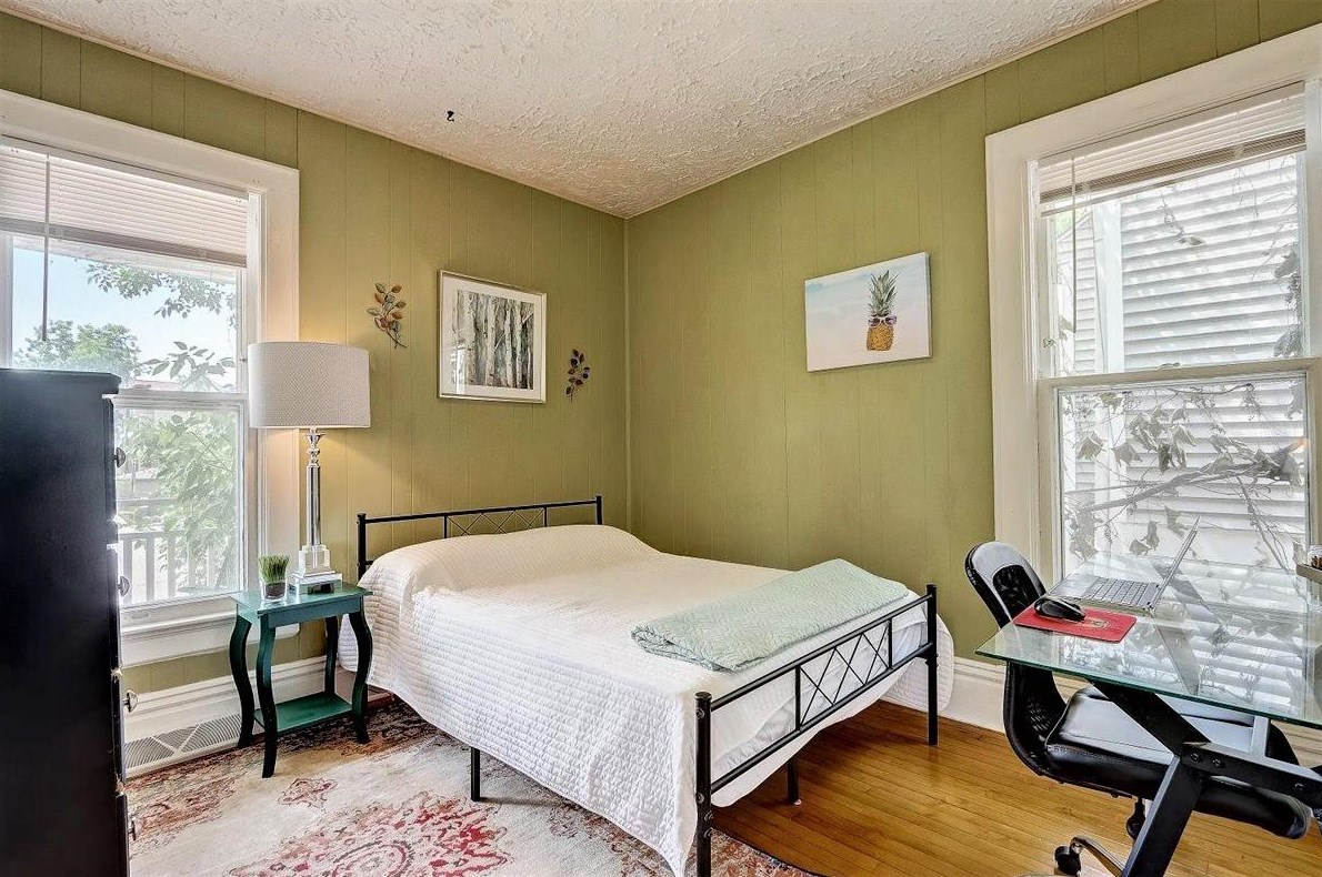 214 Henry St, Madison WI 53703-3608 exterior