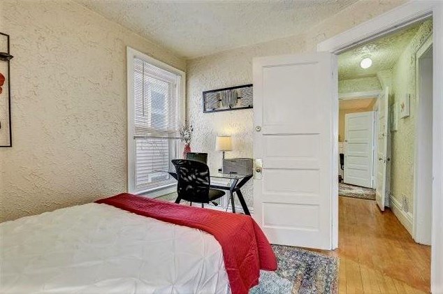 214 Henry St, Madison WI 53703-3608 exterior