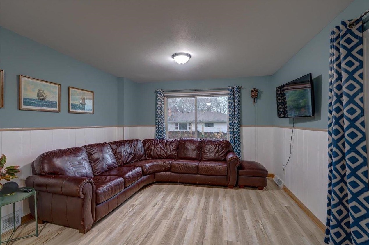 4906 Ralph Cir, Madison WI  53714-2634 exterior