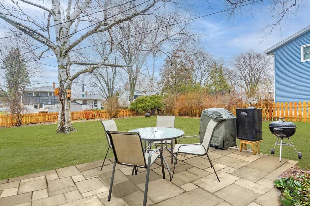 4906 Ralph Cir, Madison WI  53714-2634 exterior