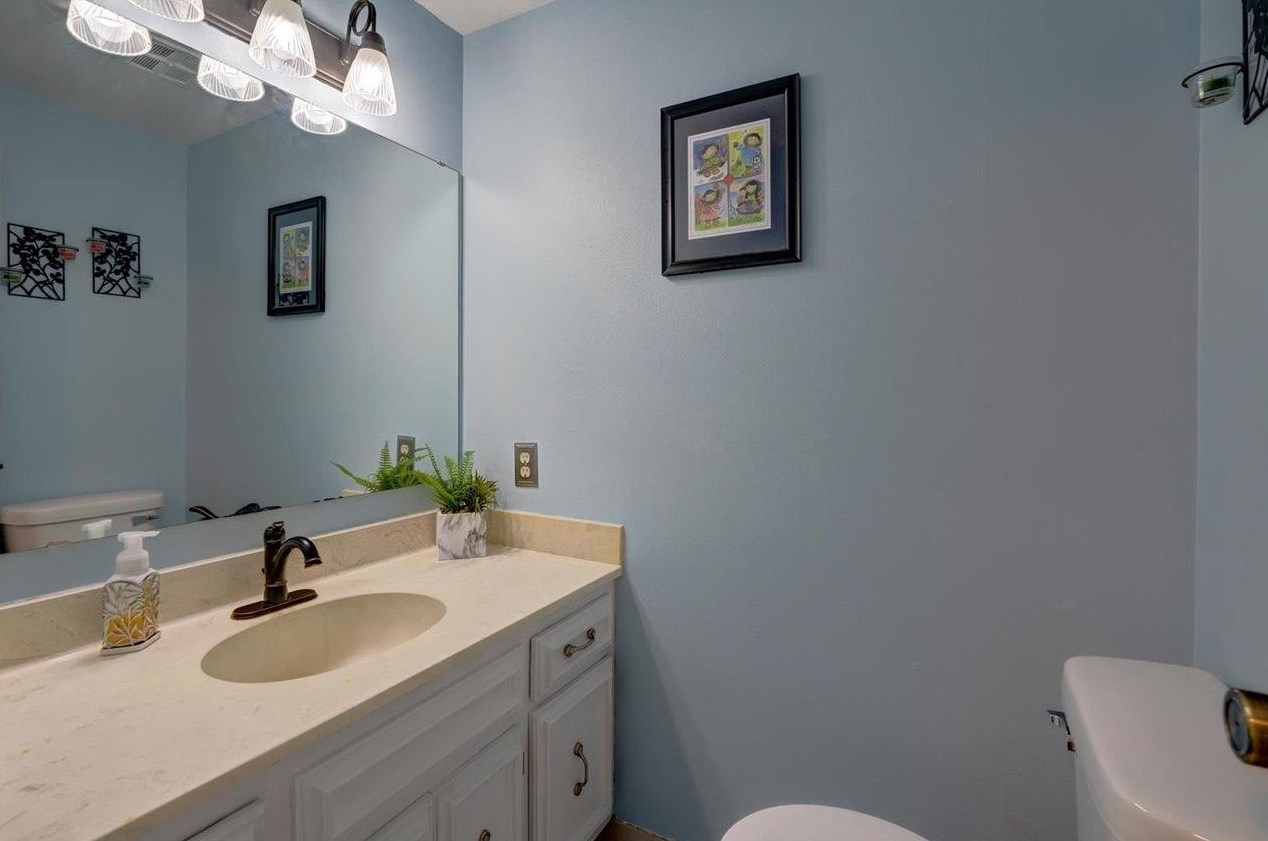 6532 Offshore Dr, Madison WI  53705-4234 exterior